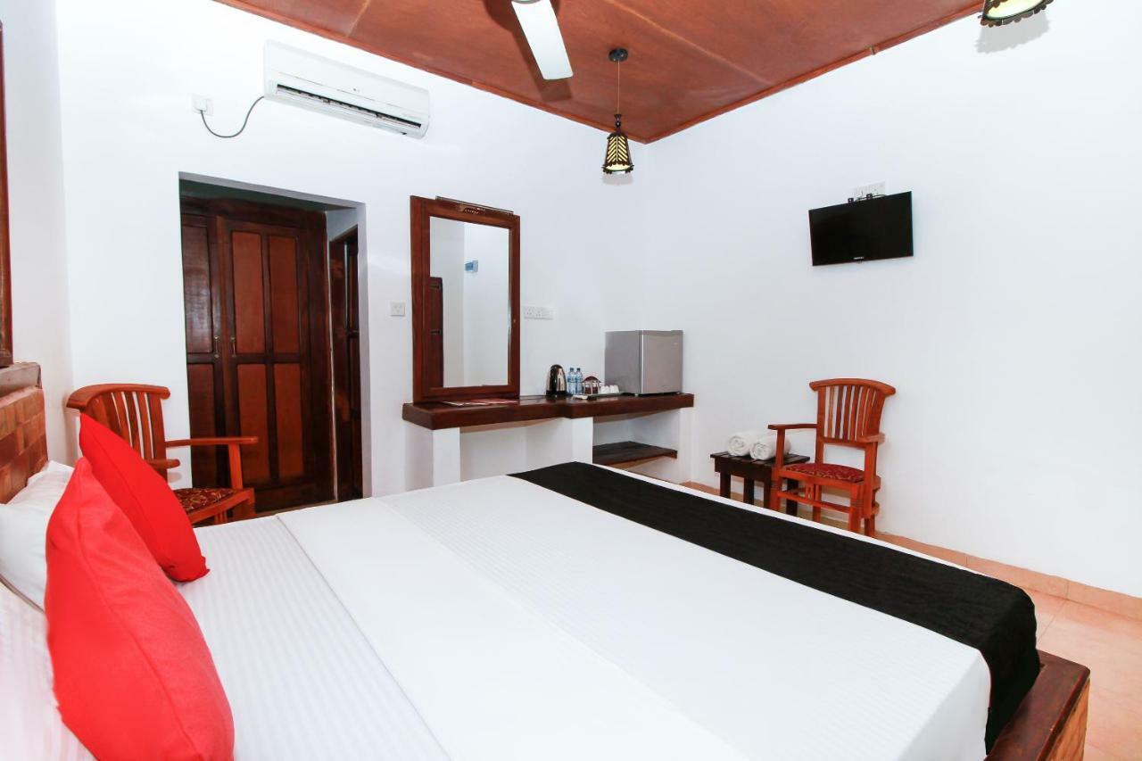 Jkab Beach Resort Trikunamalaja Zewnętrze zdjęcie